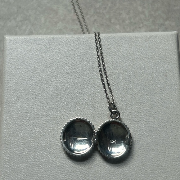 Shinola Sterling Silver .925 Coin Edge Locket Necklace - Picture 5 of 8